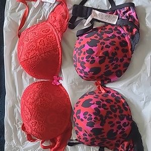 La Senza bras, size 36D